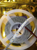 Светодиодная лента 24V 2835 9,6 w/m 6500K IP20 LEDCITY (5561)